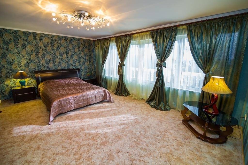 Люкс с балконом